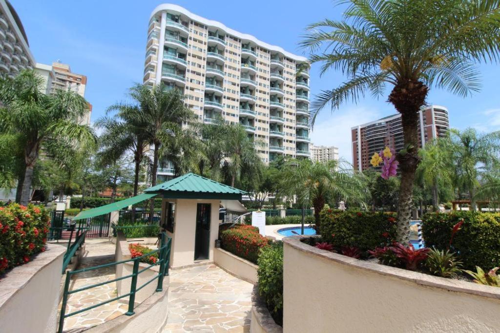 Barra Da Tijuca - 508 - De Frente Para Maravilhosa Piscina - Estacionamento Gratuito - Academia Comphania Atletica - Balsa Para Praia Gratis - Microondas - Geladeira Grande - Recepcao 24Horas - Wi-Fi - Com Pia Rio de Janeiro Exterior foto