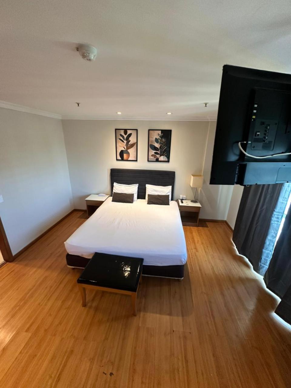 Barra Da Tijuca - 508 - De Frente Para Maravilhosa Piscina - Estacionamento Gratuito - Academia Comphania Atletica - Balsa Para Praia Gratis - Microondas - Geladeira Grande - Recepcao 24Horas - Wi-Fi - Com Pia Rio de Janeiro Exterior foto